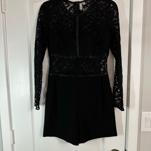 Black romper - Picture 2 of 3